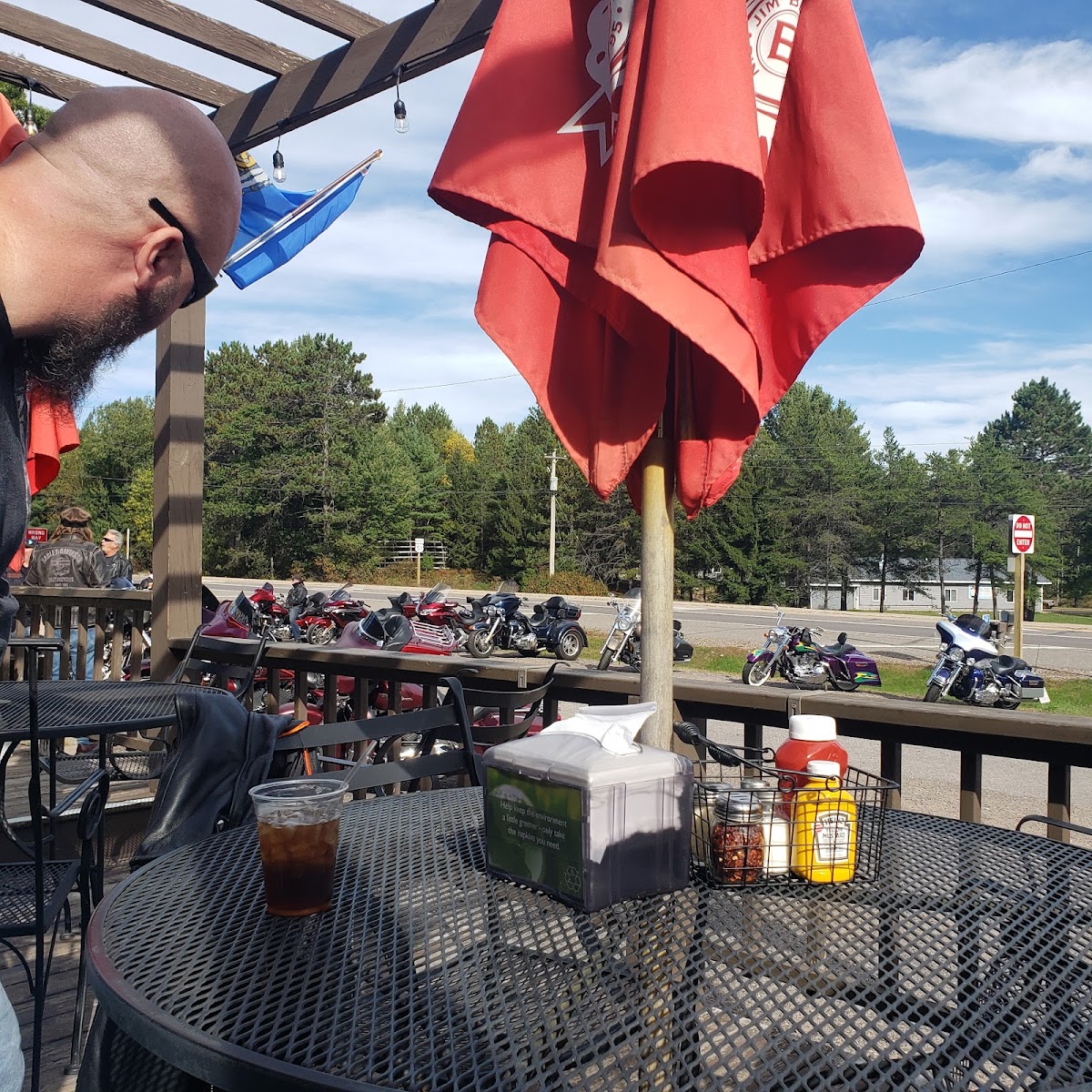 Hazelhurst Pub